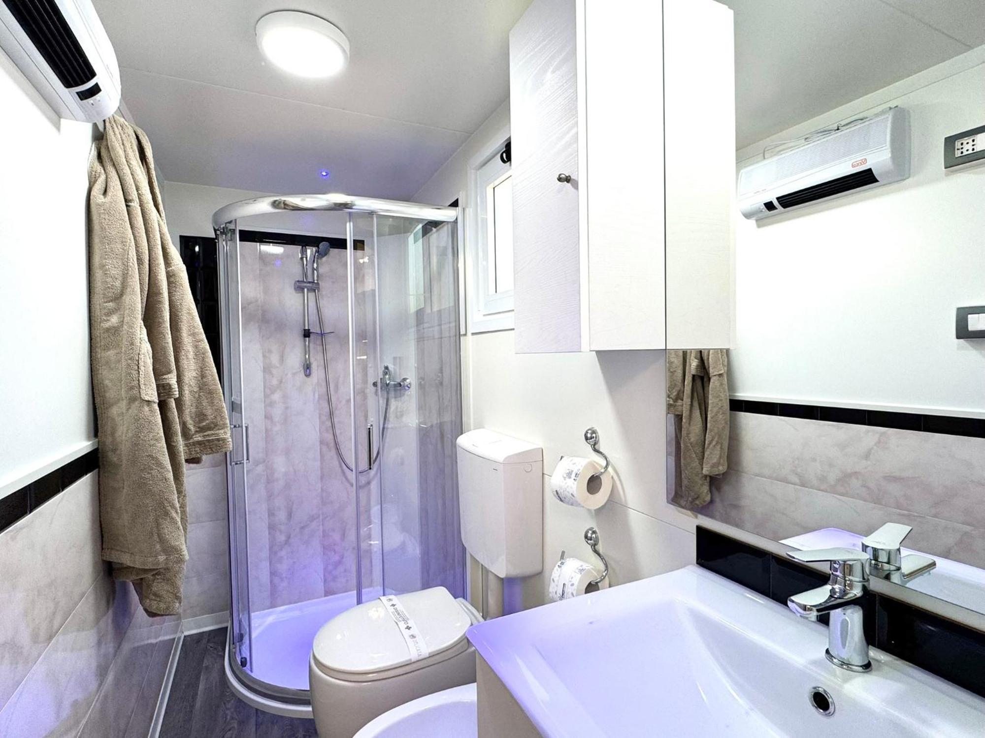 Luxury Caravan At Union Lido Cavallino-Treporti Luaran gambar